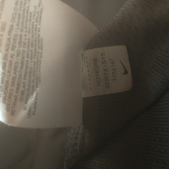 Nike men's M long sleeve Syracuse Uni, varsity dri-fit top w reflective triangle - Picture 12 of 16